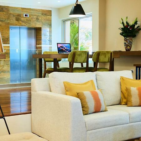 Suites Las Palmas, Hotel & Apartments. サンサルバドル エクステリア 写真