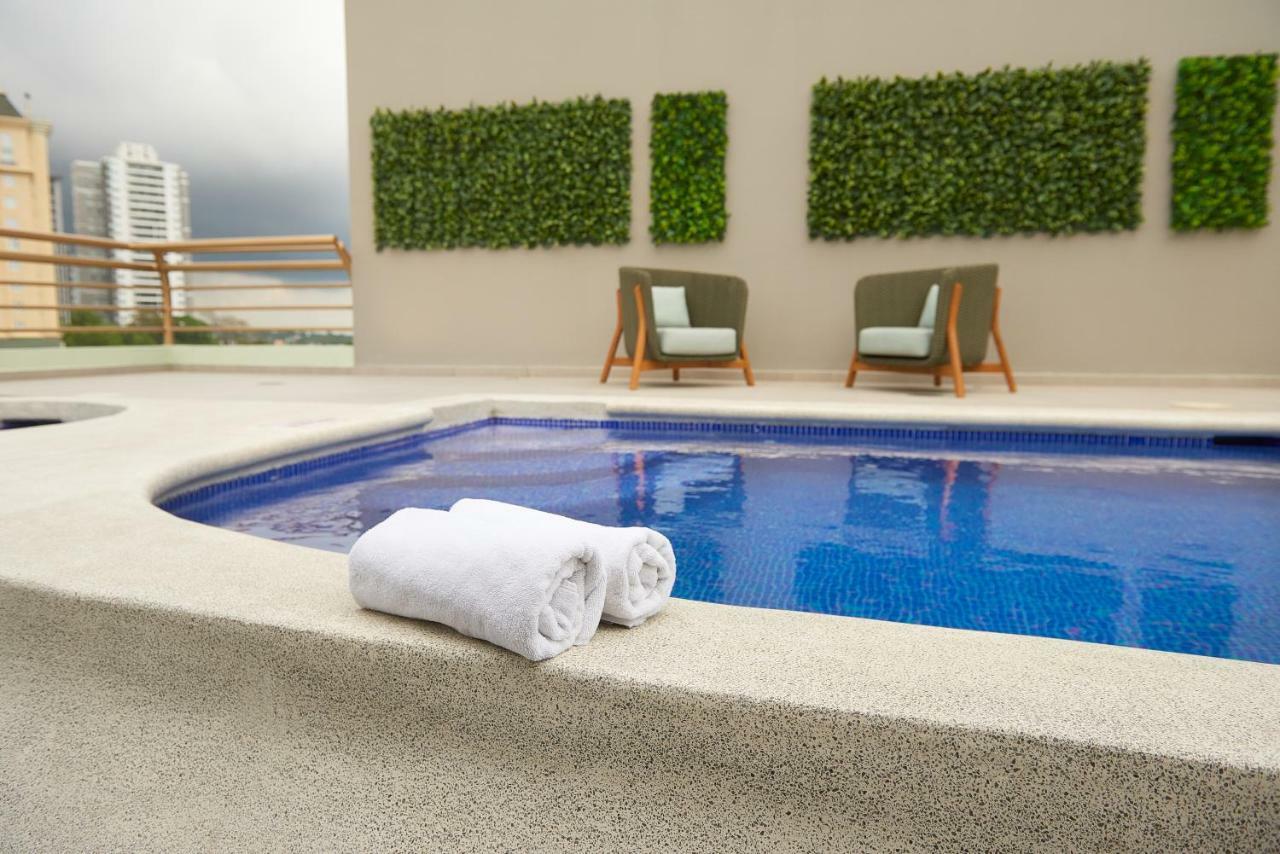 Suites Las Palmas, Hotel & Apartments. サンサルバドル エクステリア 写真