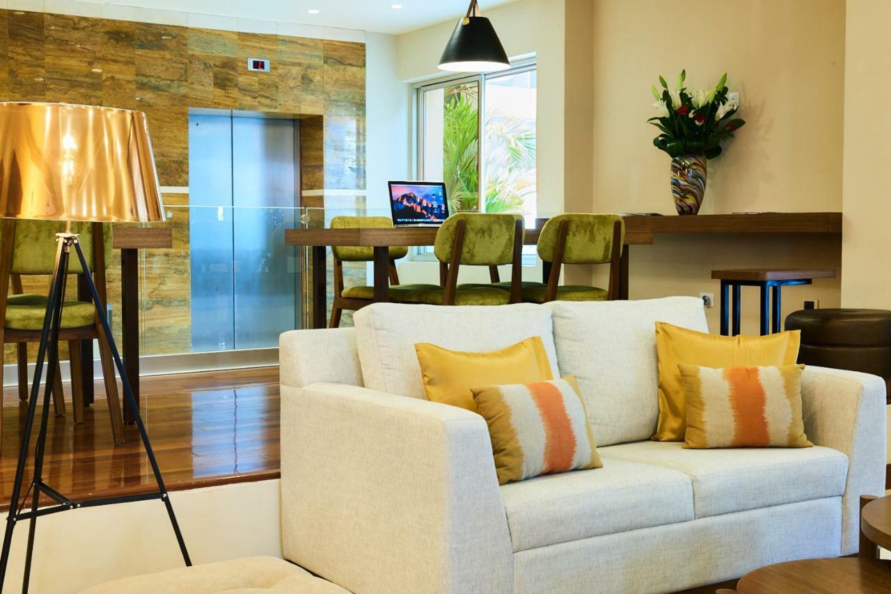 Suites Las Palmas, Hotel & Apartments. サンサルバドル エクステリア 写真